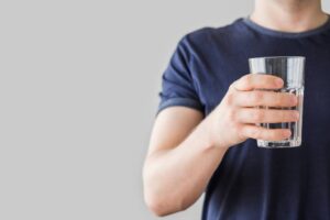 Como funciona um purificador de água​? Guia completo para uso e manutenção!