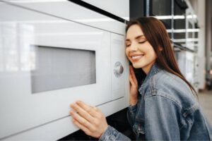 Forno microondas: 10 pontos essenciais para escolher o modelo ideal para sua cozinha!